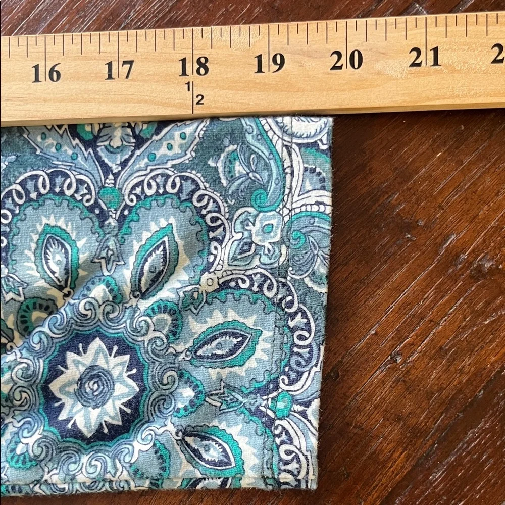 Talbots Blue and White Mandala Print 3/4 - Sleeve Tee Sz M - Picture 10 of 12